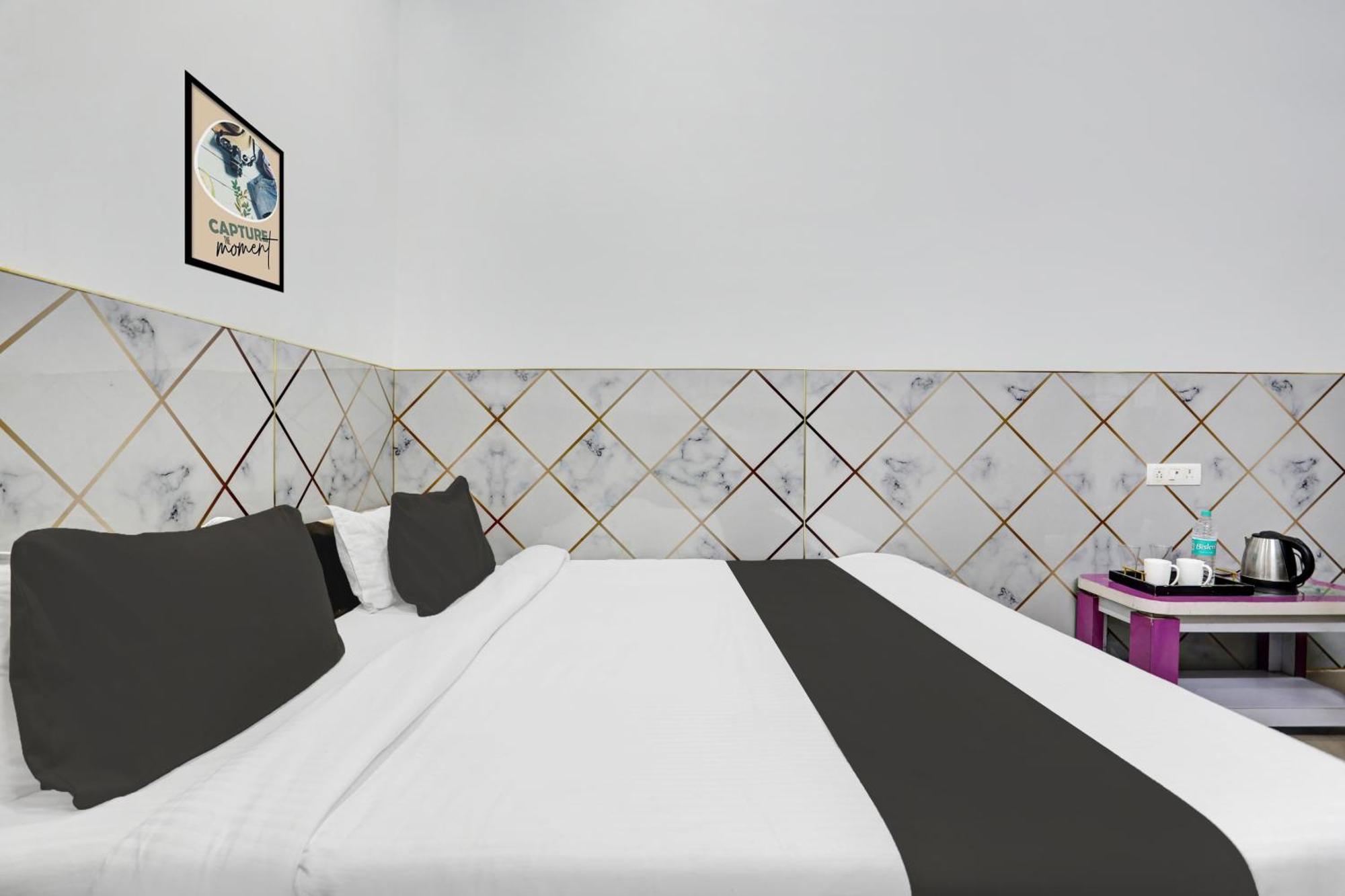 Hotel O Pratap Plaza Бхаратпур Экстерьер фото